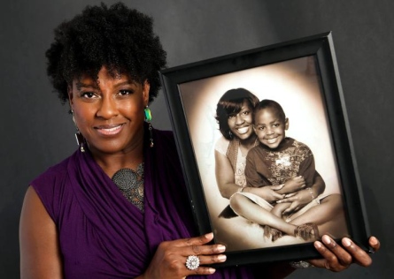 ARMANDA AND TAMERA PHOTOGRAPH