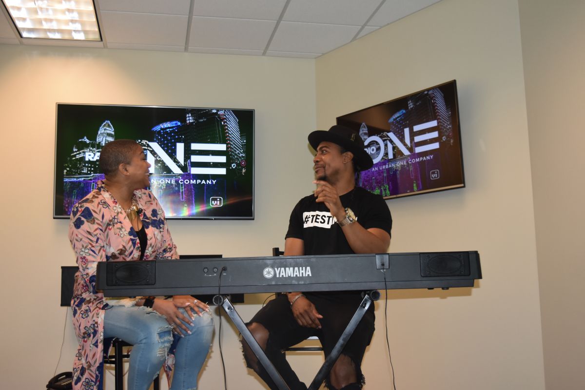 Rudy Currence Blesses The Praise 100.9 Social Studios