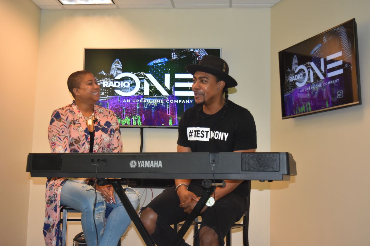 Rudy Currence Blesses The Praise 100.9 Social Studios