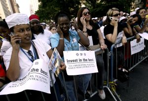 New Yorkers Rally For Contracts And Better Pay