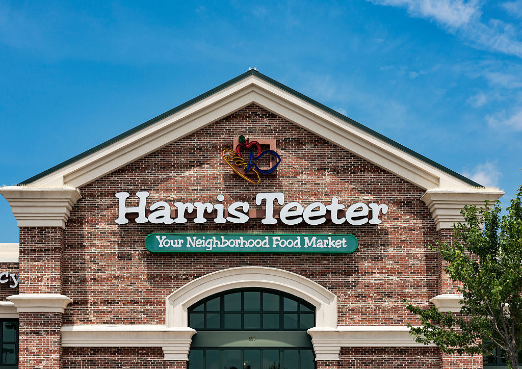 Harris Teeter grocery store...