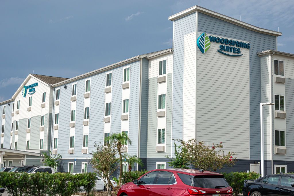 Sanford, Florida, Woodspring Suites hotel exterior